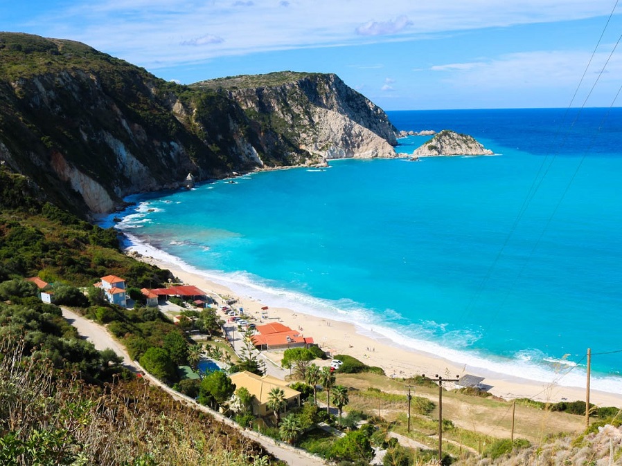 Petani Beach, Blick von oben auf die Bucht