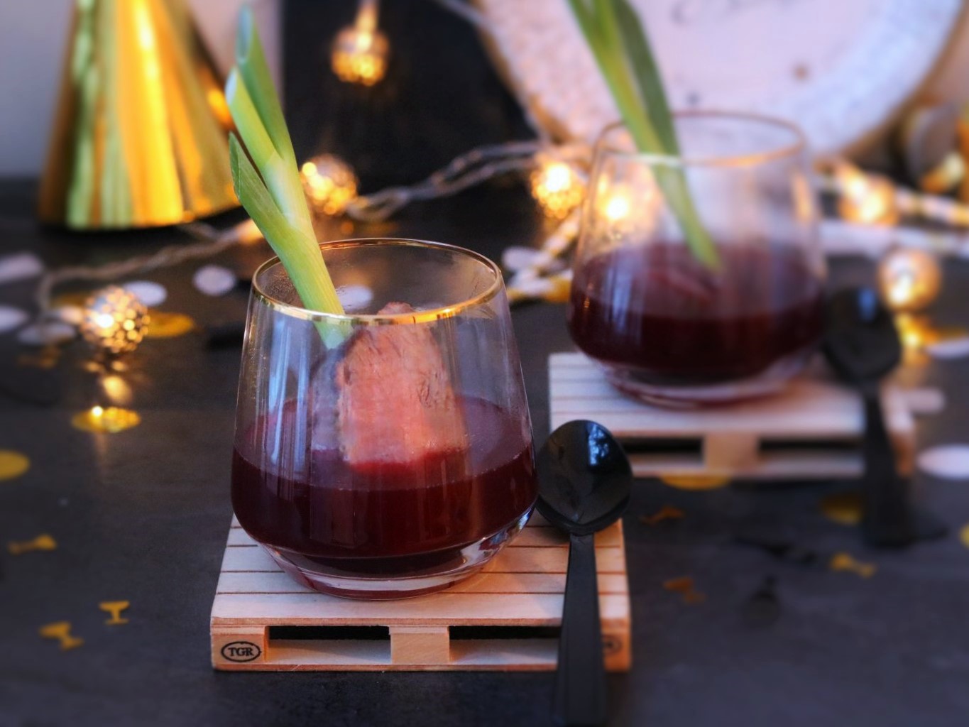 Rote Bete Suppe mit Entenbrustfilet